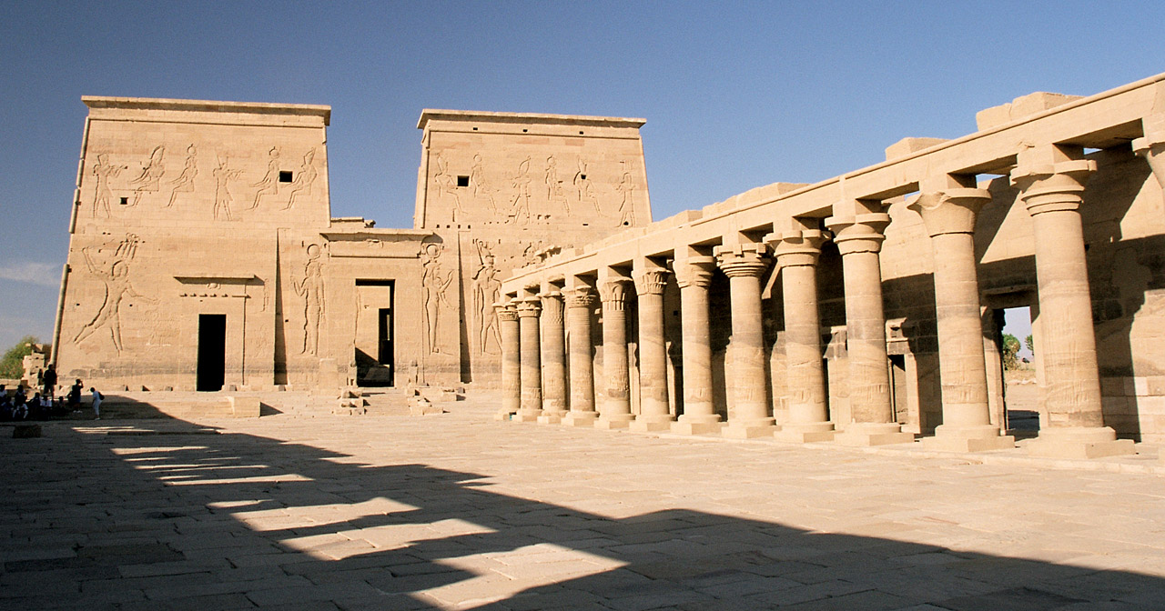 Antzinako arkitektura: Filae tenplu egiptoarra.