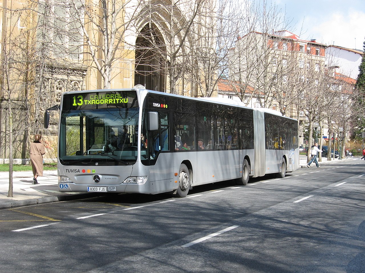 Gasteizko TUVISA garraio-konpainiaren autobusa.