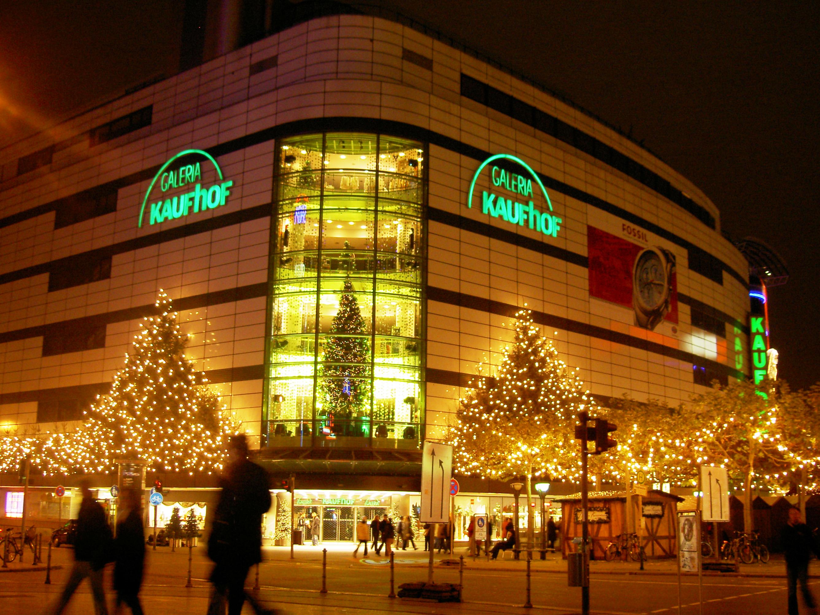 Saltoki handi batzuen gabonetako argiztapena Frankfurten (Alemania).